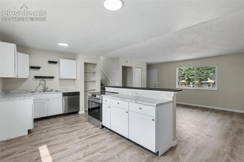 2035 Flintwood Drive Colorado Springs, CO 80910