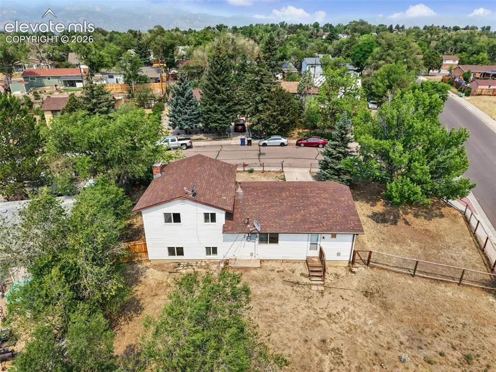 2035 Flintwood Drive Colorado Springs, CO 80910