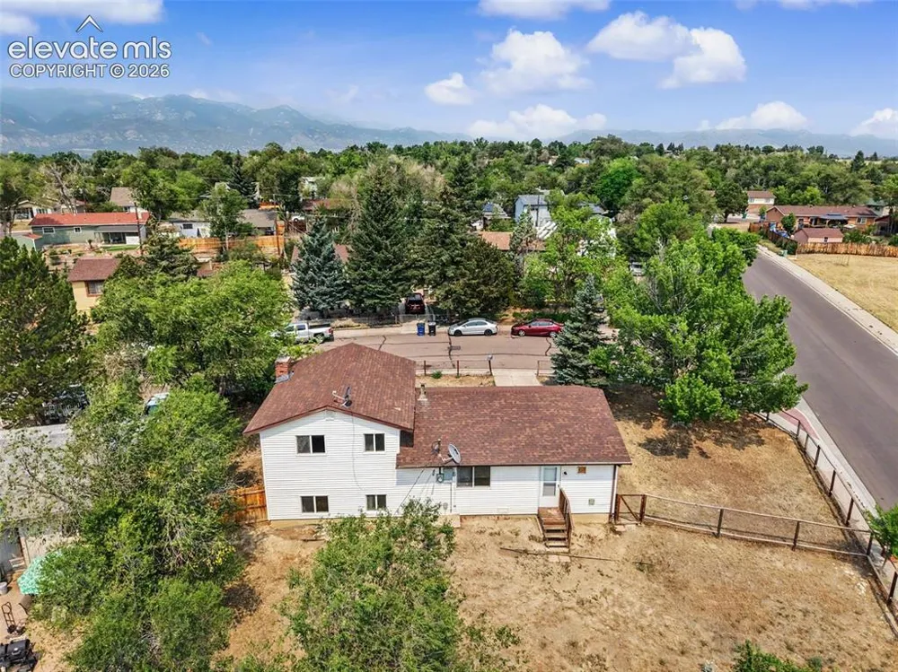 2035 Flintwood Drive Colorado Springs, CO 80910