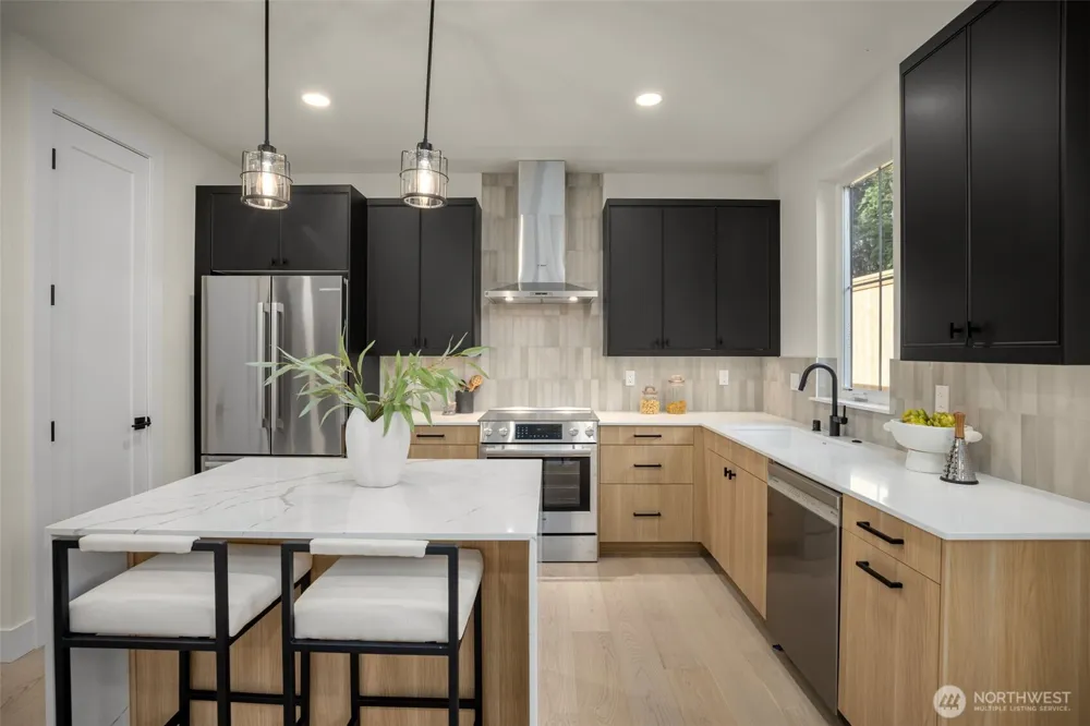 13811 84th Lane NE Kirkland, WA 98034