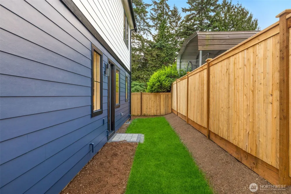 13811 84th Lane NE Kirkland, WA 98034