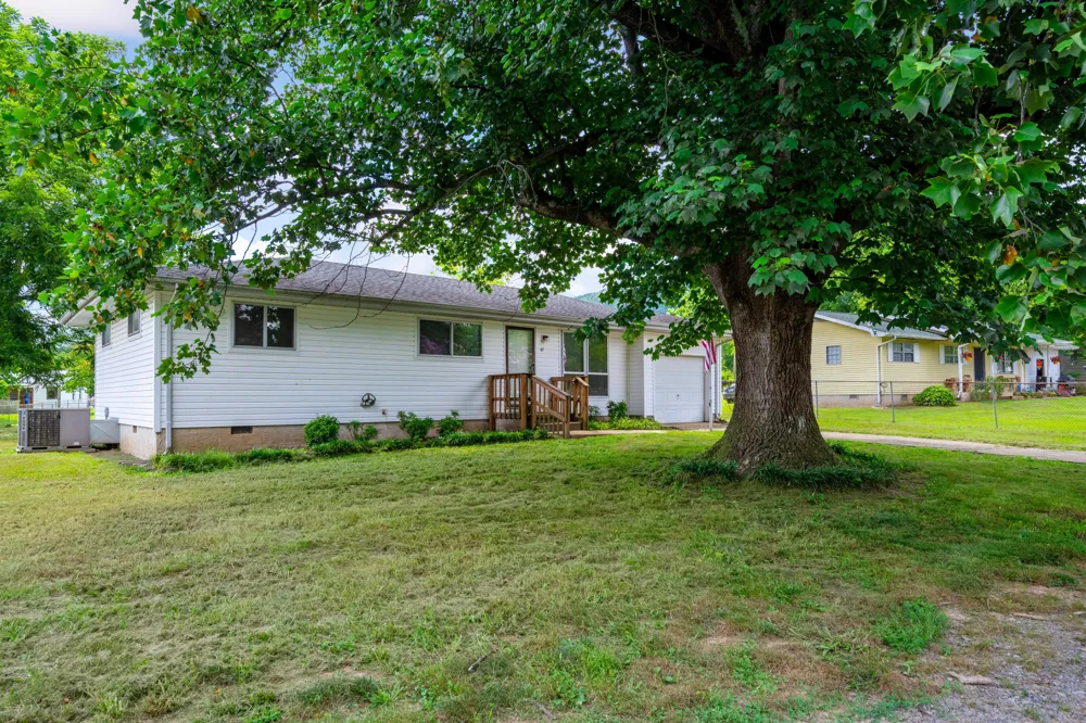 61 Standifer Circle Dunlap, TN 37327