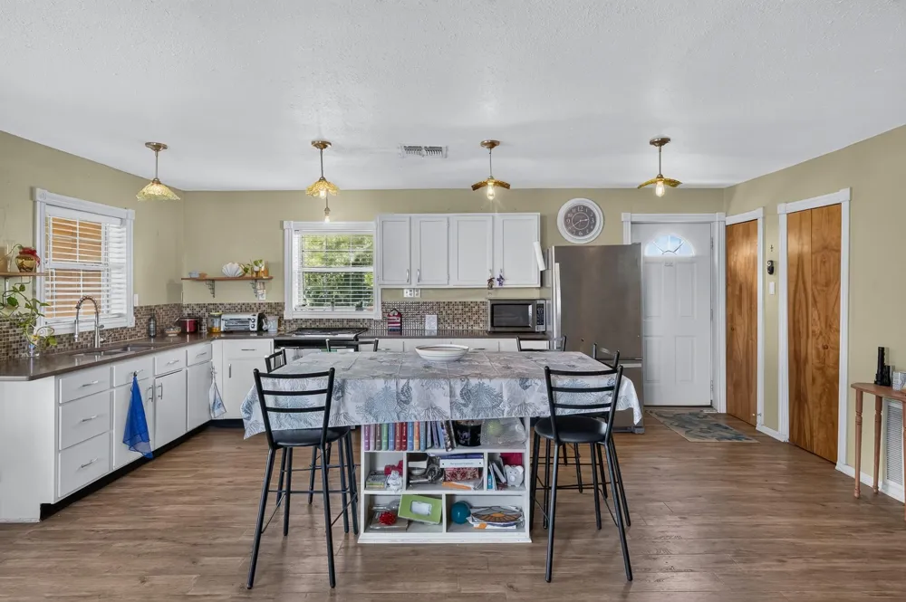 228 Speckled Trout Loop Palacios, TX 77465