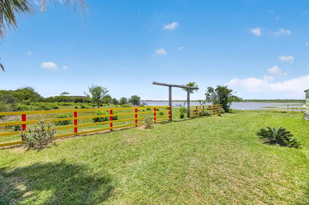 228 Speckled Trout Loop Palacios, TX 77465
