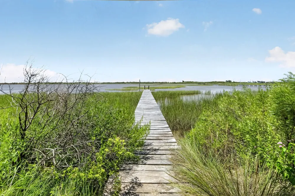 228 Speckled Trout Loop Palacios, TX 77465