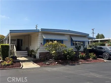 840 E Foothill #142 Azusa, CA 91702