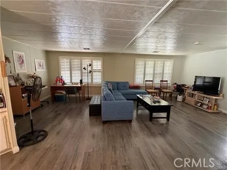 840 E Foothill #142 Azusa, CA 91702