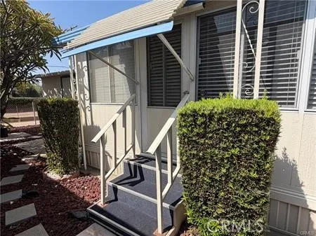 840 E Foothill #142 Azusa, CA 91702