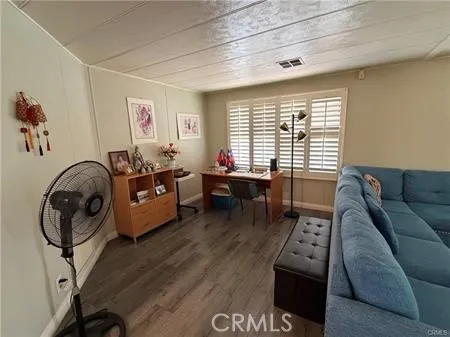 840 E Foothill #142 Azusa, CA 91702