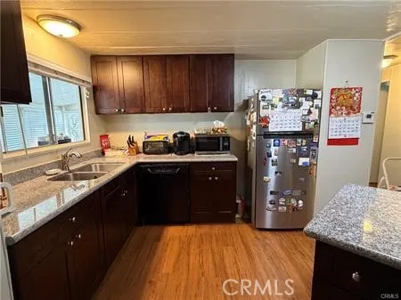 840 E Foothill #142 Azusa, CA 91702