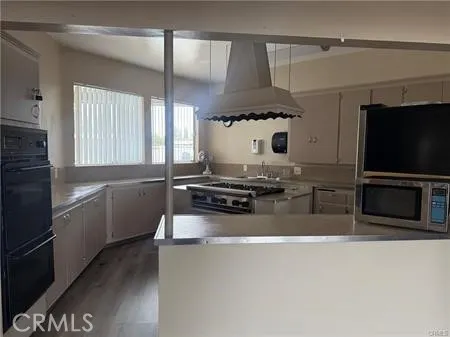 840 E Foothill #142 Azusa, CA 91702