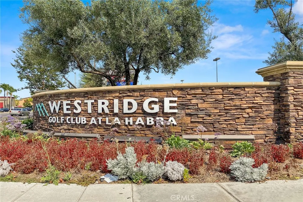 945 Glencliff La Habra, CA 90631