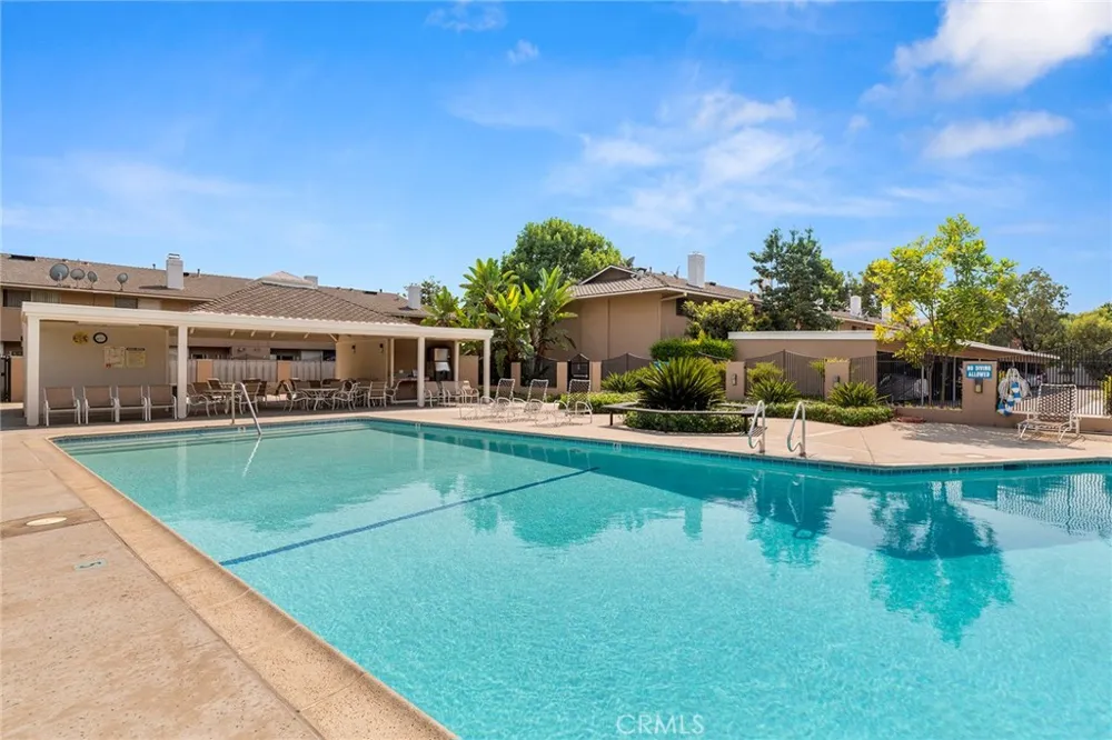 945 Glencliff La Habra, CA 90631