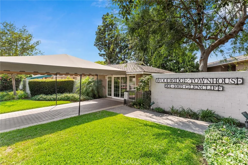 945 Glencliff La Habra, CA 90631