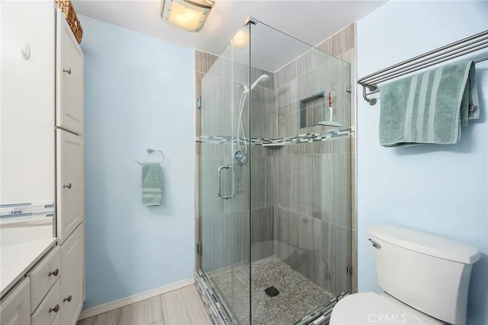 945 Glencliff La Habra, CA 90631