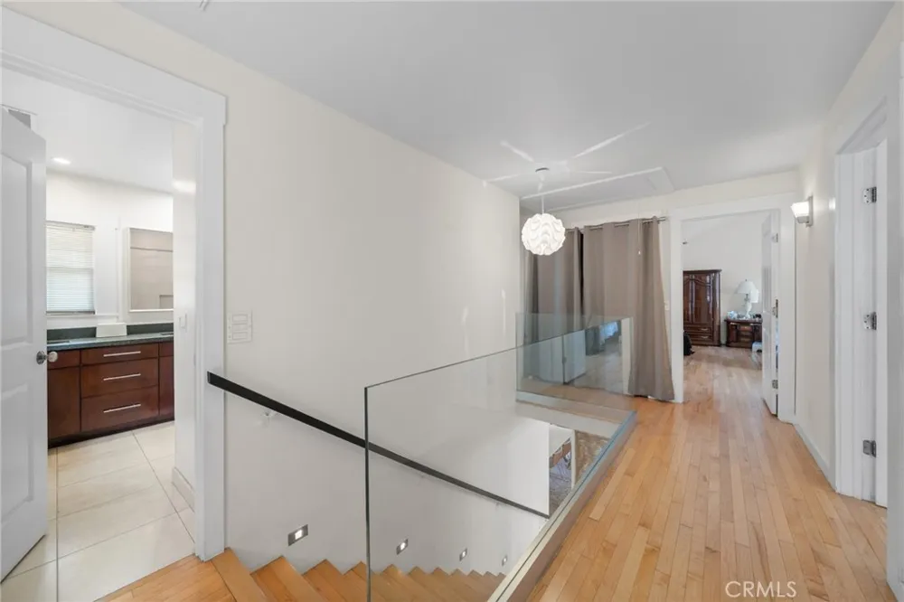 2251 Cambridge Street Los Angeles, CA 90006