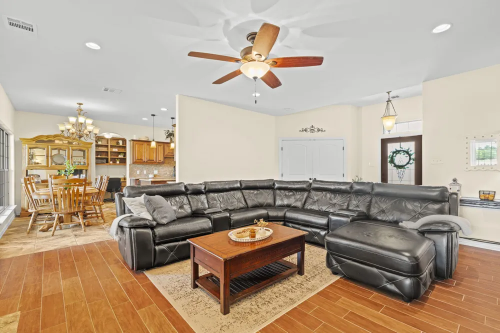 104 Madison Lane Thrall, TX 76578