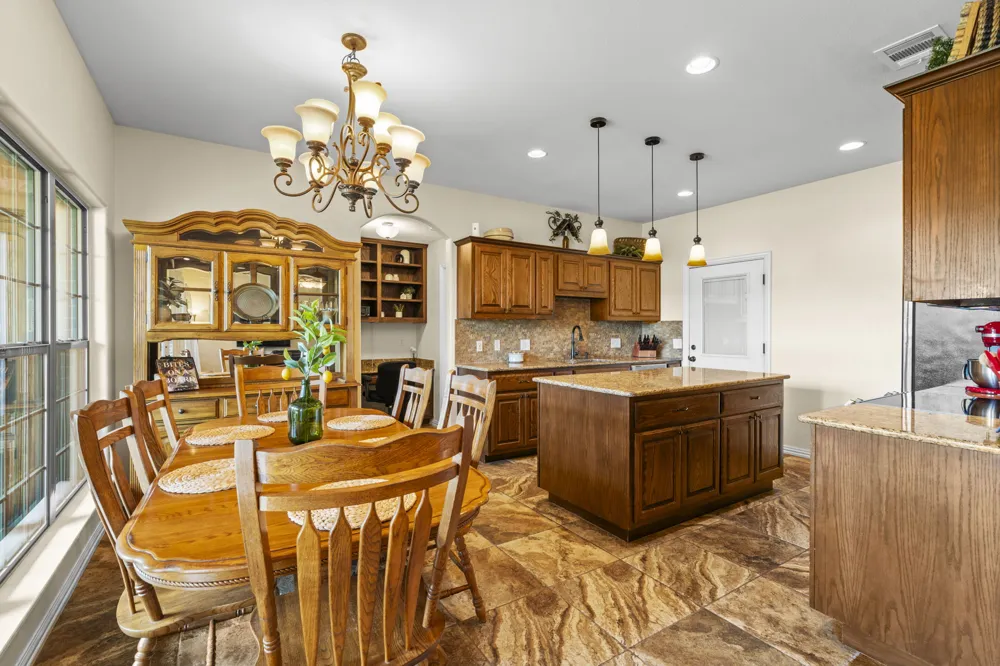 104 Madison Lane Thrall, TX 76578