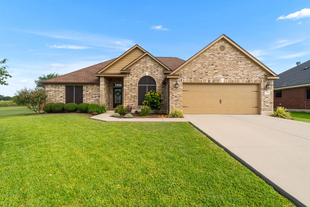 104 Madison Lane Thrall, TX 76578