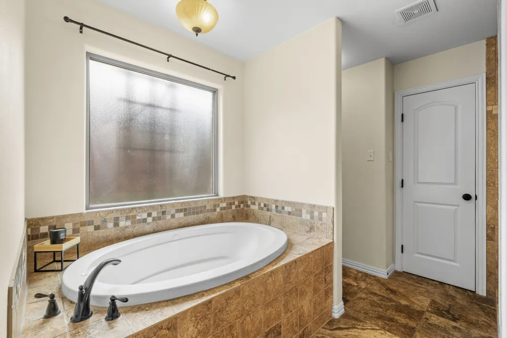 104 Madison Lane Thrall, TX 76578