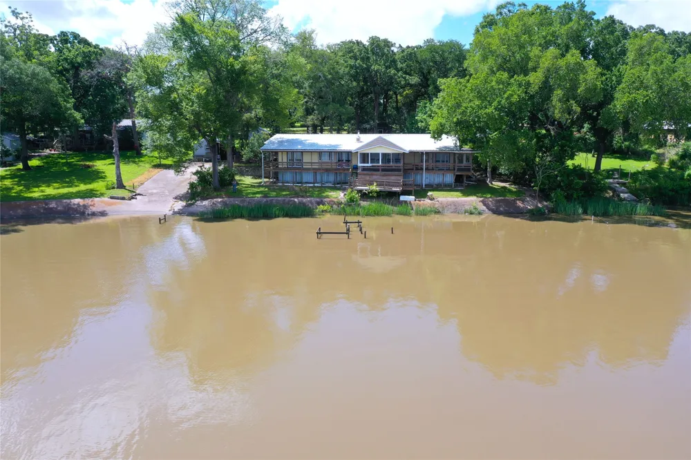 346 Lcr Redbud A Mexia, TX 76667