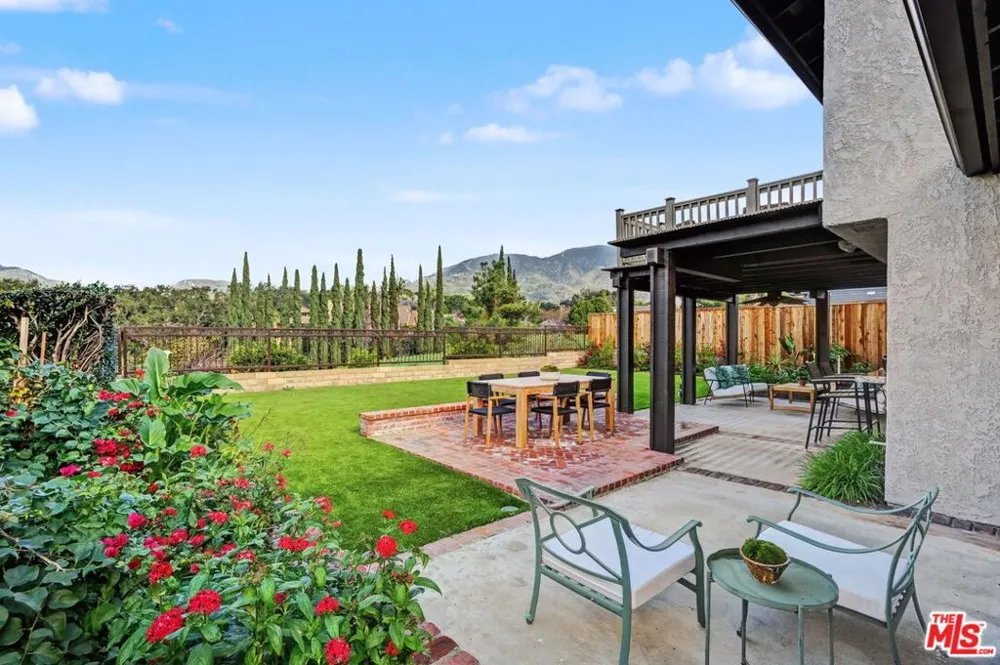 6497 Country Club Drive La Verne, CA 91750