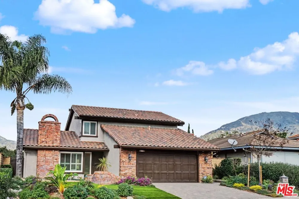 6497 Country Club Drive La Verne, CA 91750