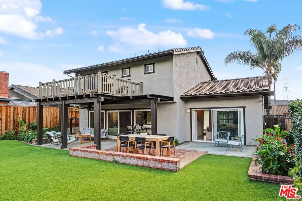 6497 Country Club Drive La Verne, CA 91750