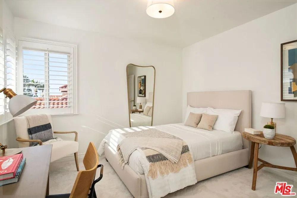 6497 Country Club Drive La Verne, CA 91750