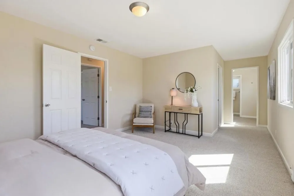 1753 Alameda de las Pulgas San Carlos, CA 94070
