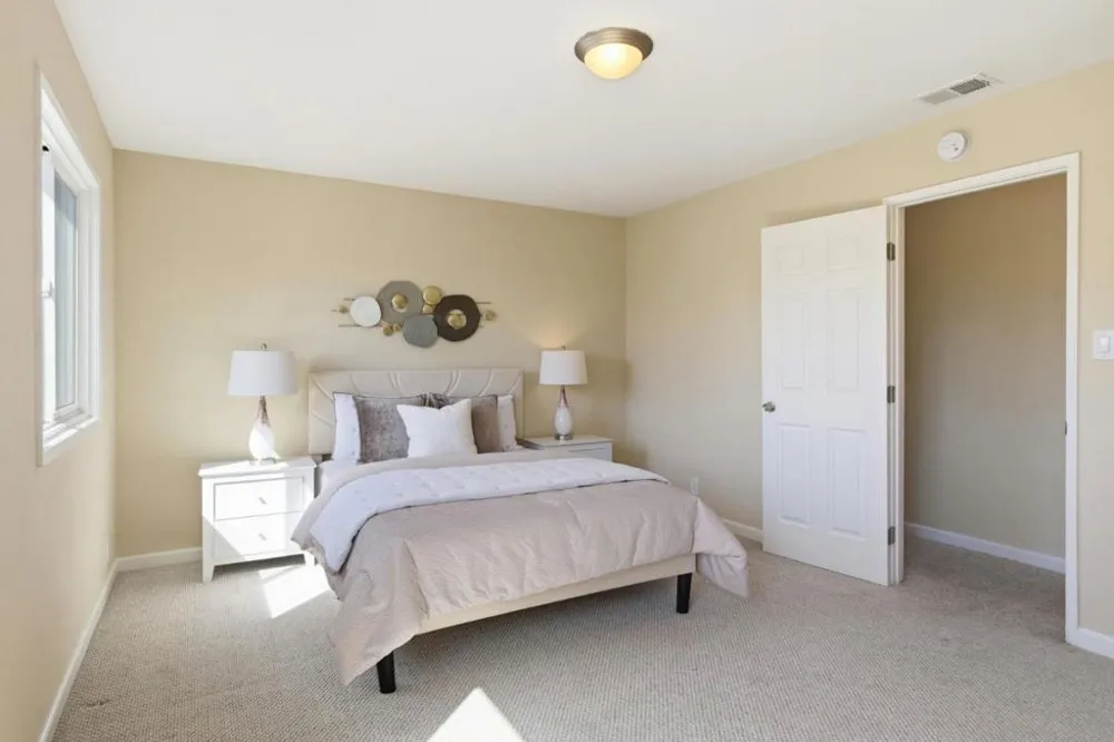 1753 Alameda de las Pulgas San Carlos, CA 94070