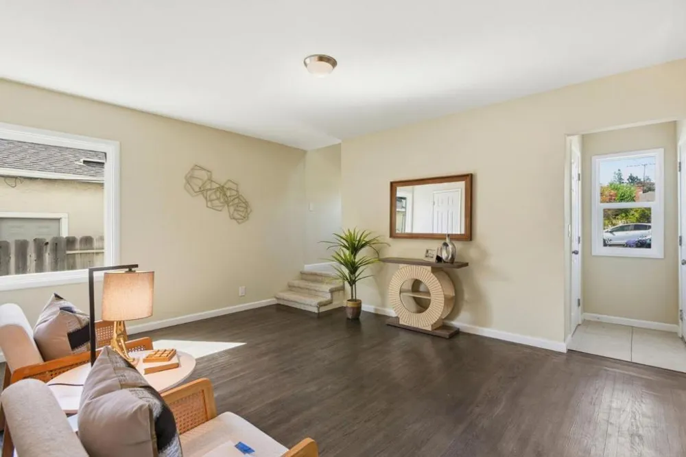 1753 Alameda de las Pulgas San Carlos, CA 94070