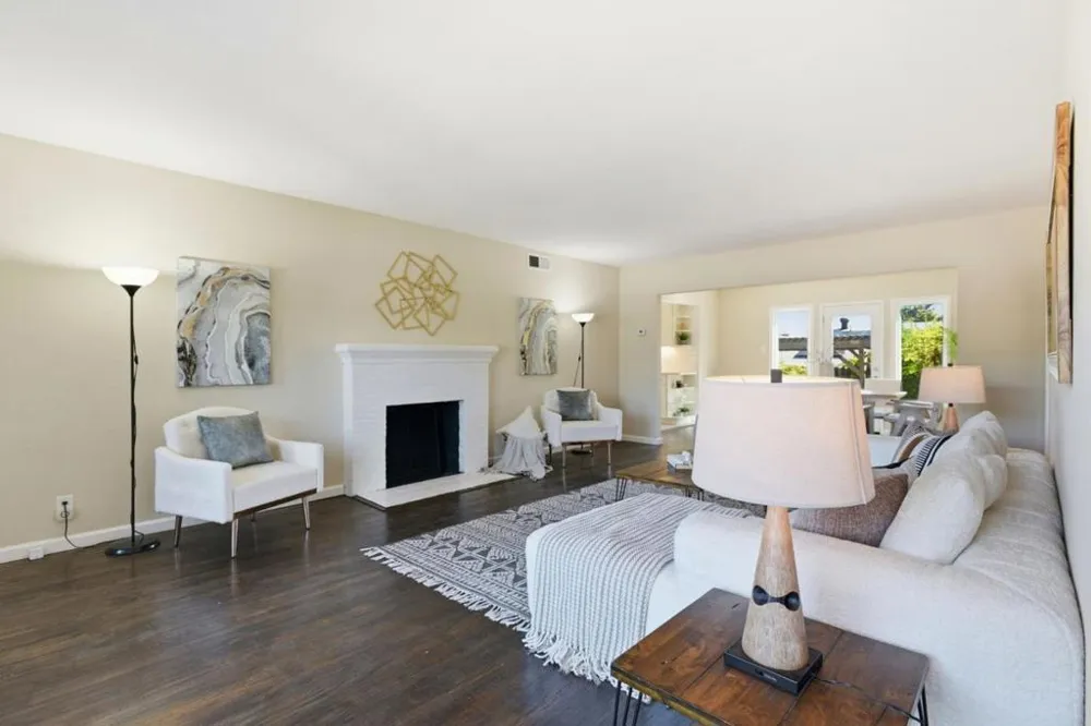 1753 Alameda de las Pulgas San Carlos, CA 94070