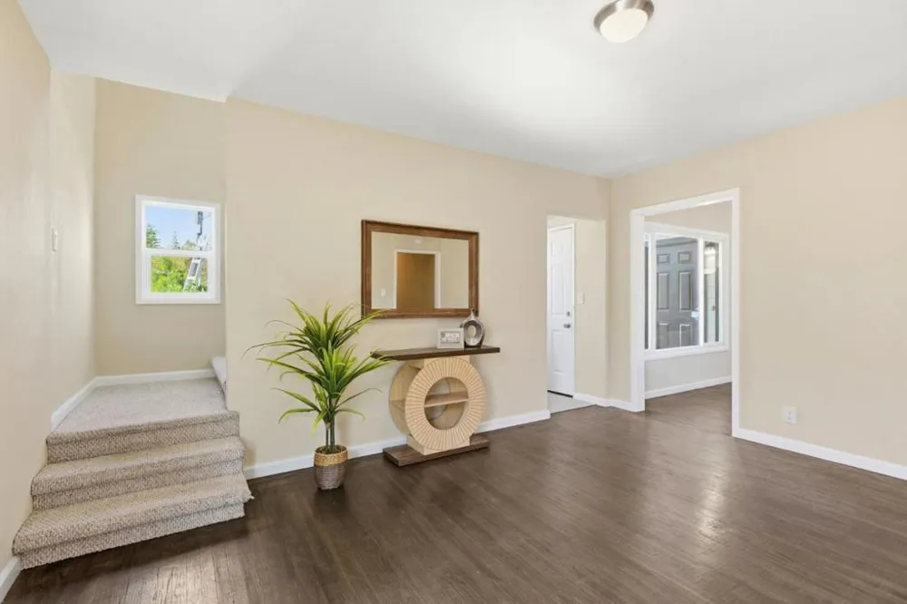 1753 Alameda de las Pulgas San Carlos, CA 94070