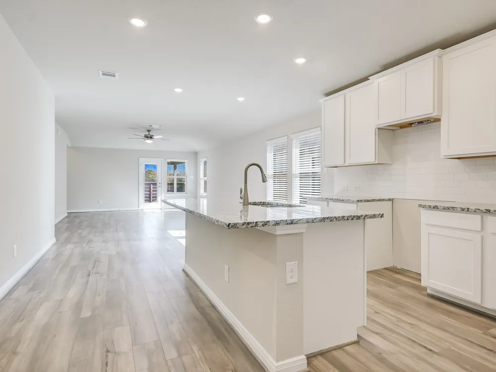 124 Sleep Hollow Jarrell, TX 76537