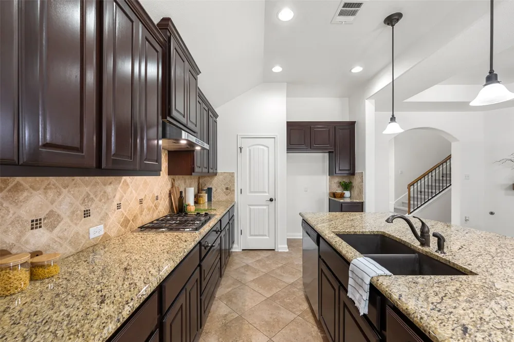 4205 Buckskin Road Cedar Park, TX 78613