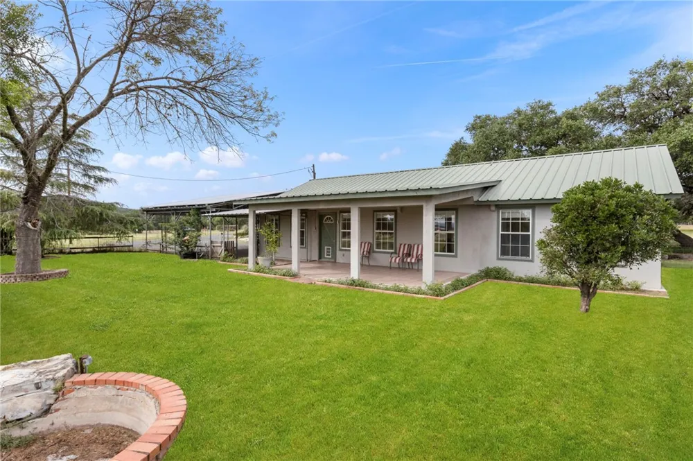 1892 Thunder Creek Road Utopia, TX 78884