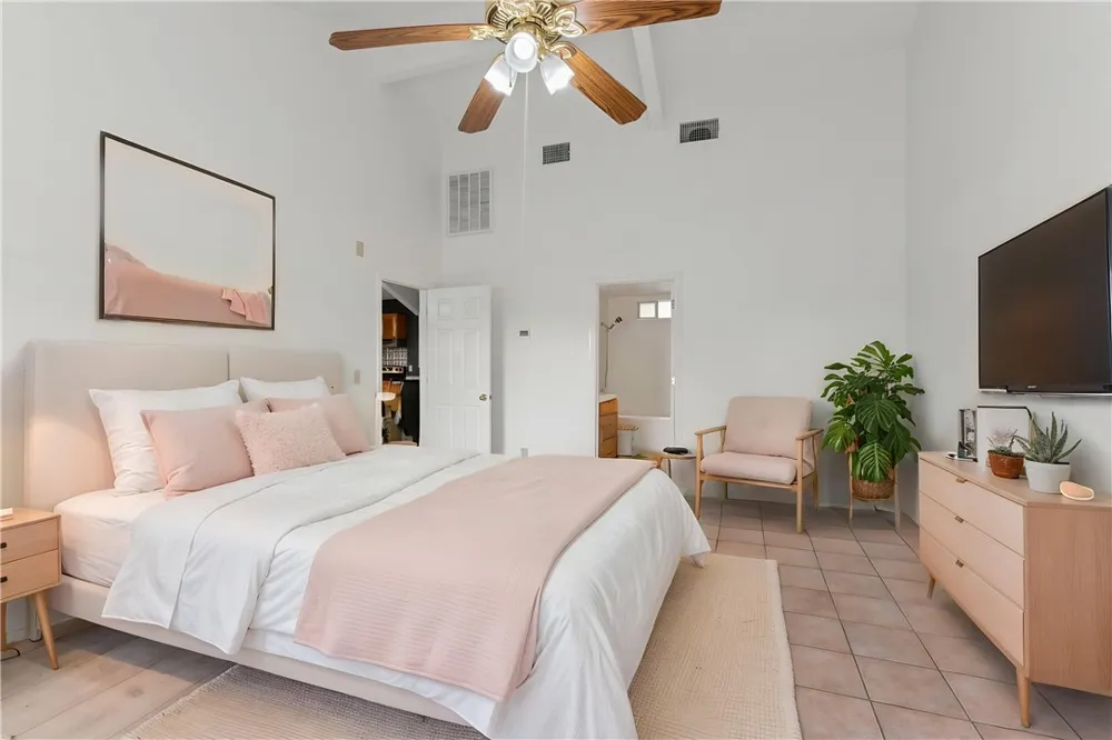 1892 Thunder Creek Road Utopia, TX 78884