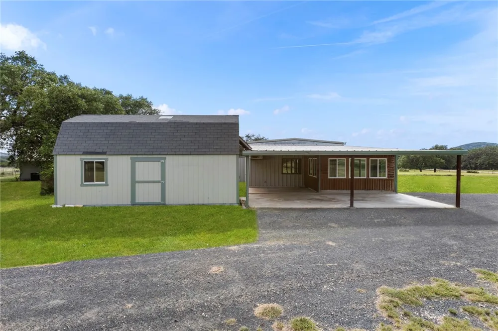 1892 Thunder Creek Road Utopia, TX 78884