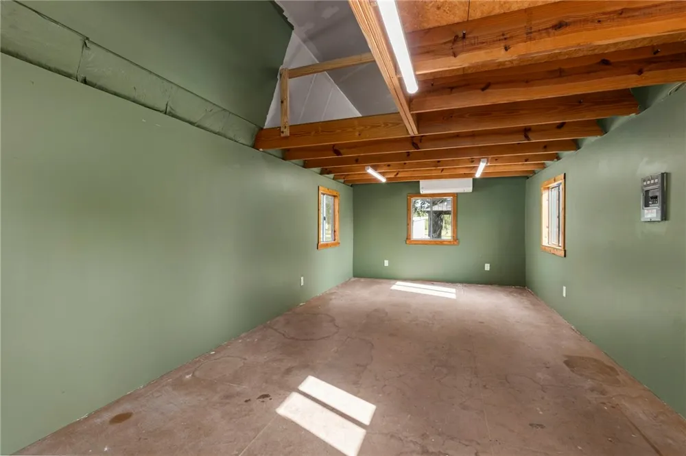 1892 Thunder Creek Road Utopia, TX 78884