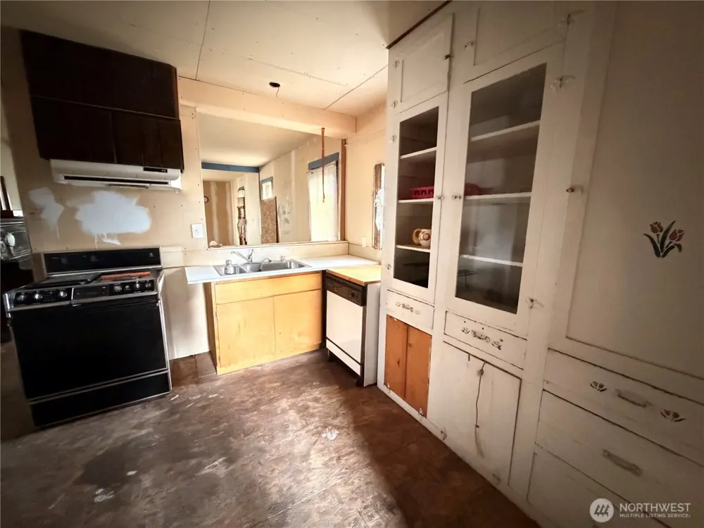 1308 Juniper Street Oroville, WA 98844