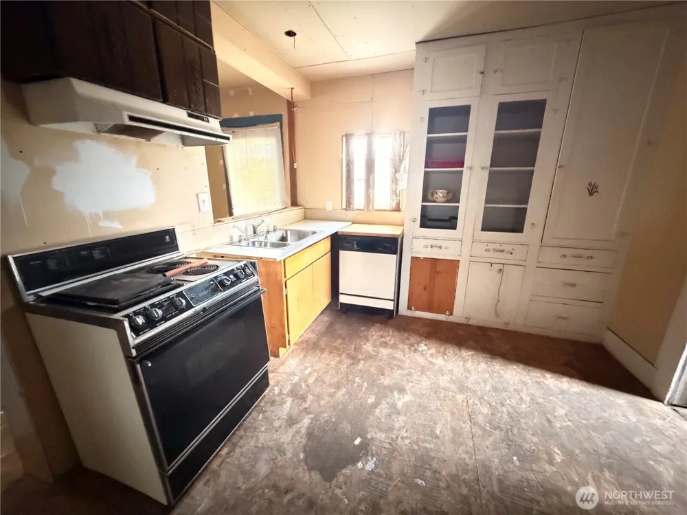 1308 Juniper Street Oroville, WA 98844