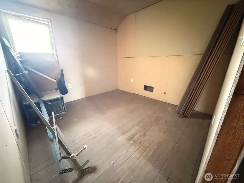 1308 Juniper Street Oroville, WA 98844