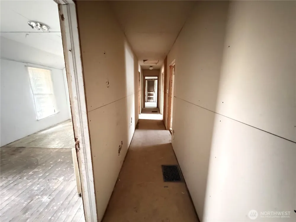 1308 Juniper Street Oroville, WA 98844