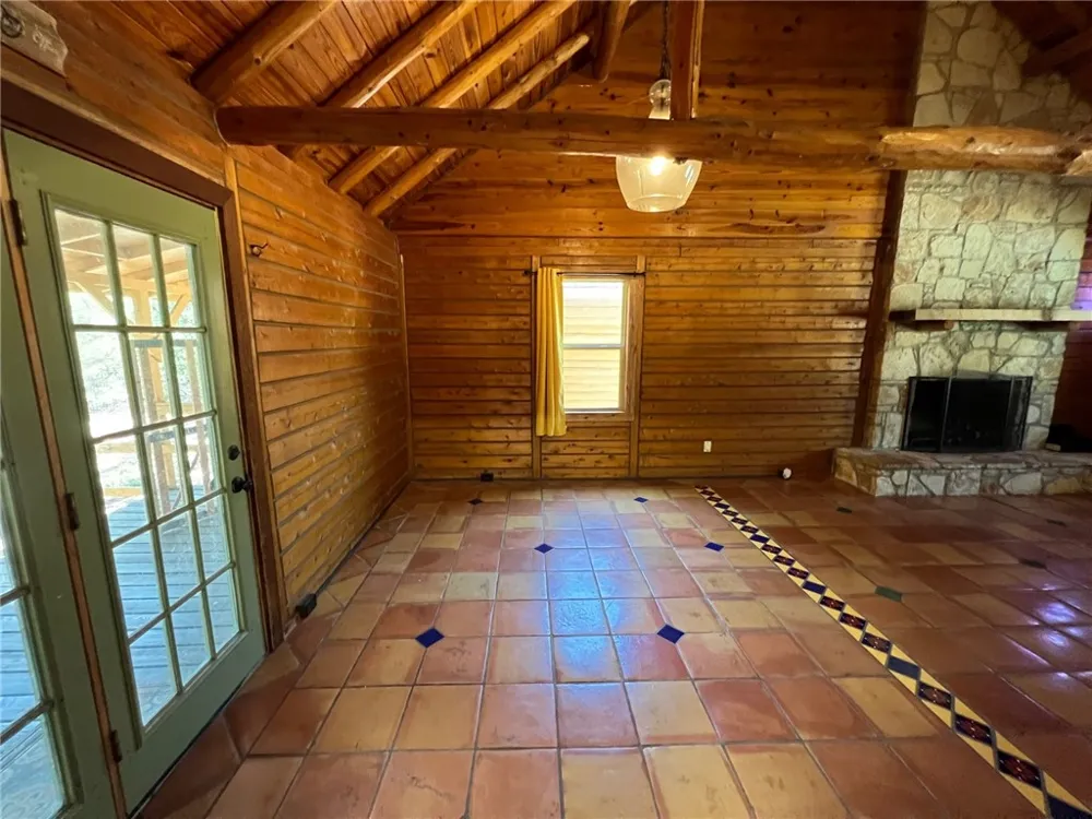 1215 Agarita Drive Fischer, TX 78623