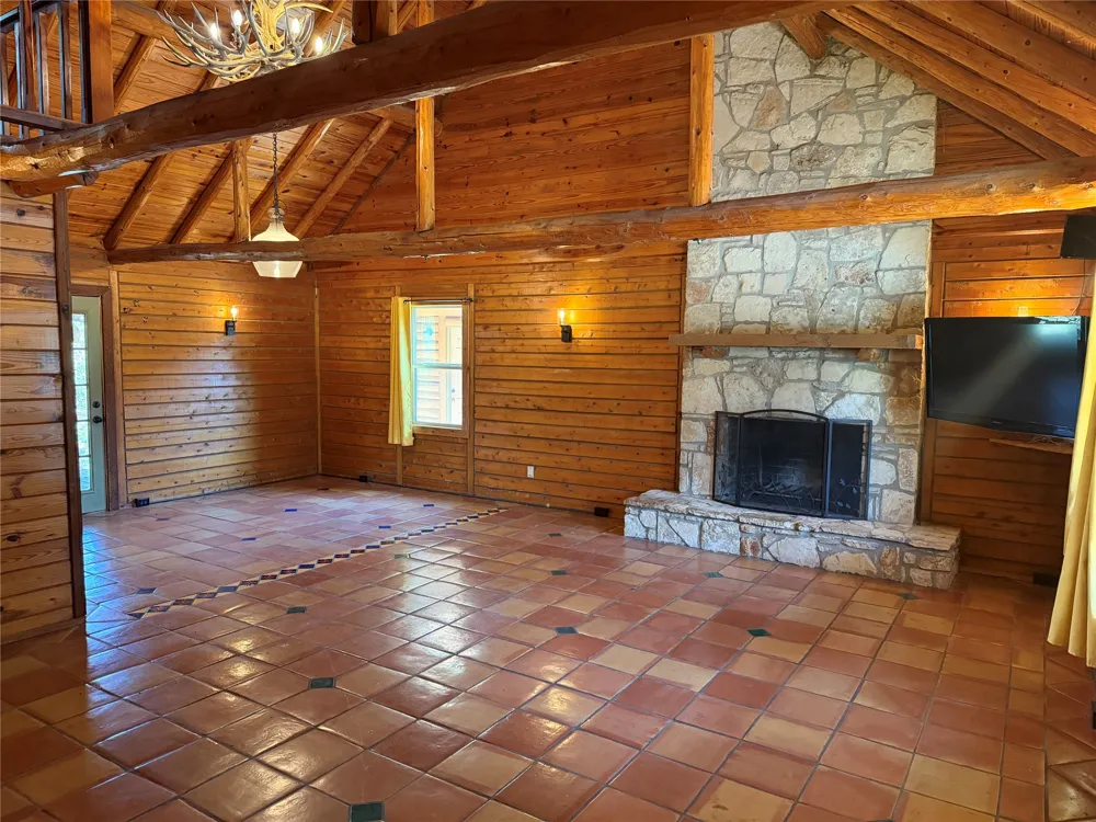 1215 Agarita Drive Fischer, TX 78623