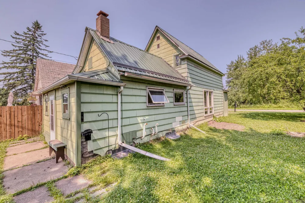 4106 E 1st Street Superior, WI 54880