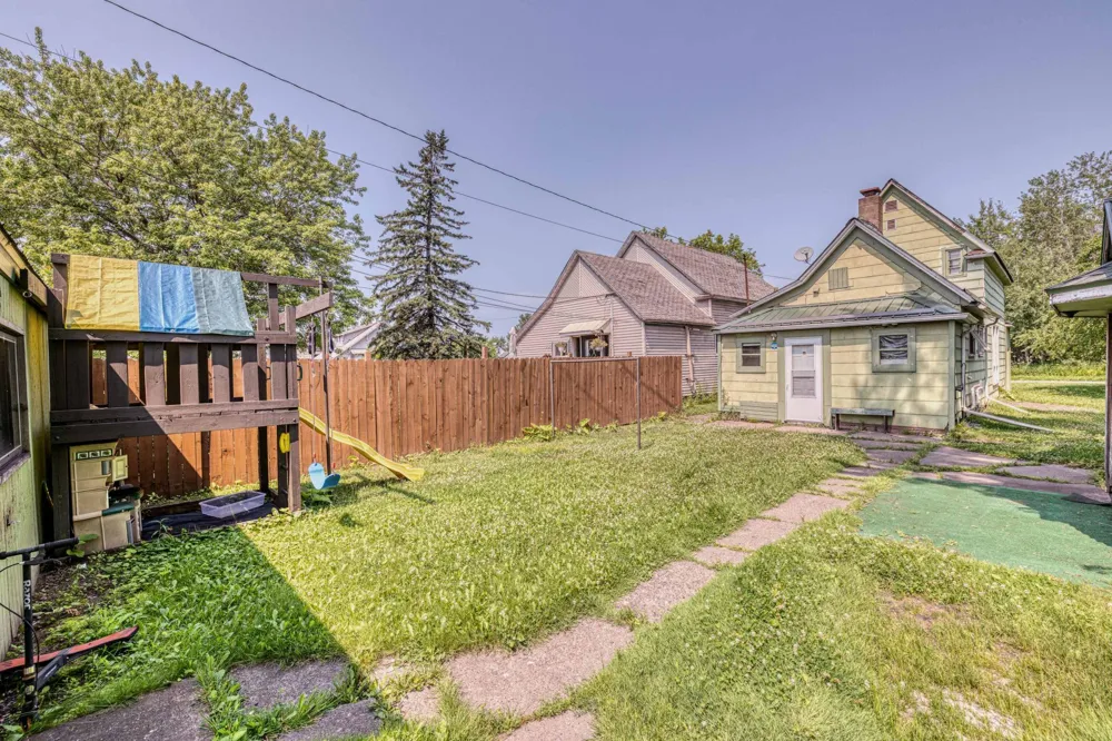 4106 E 1st Street Superior, WI 54880