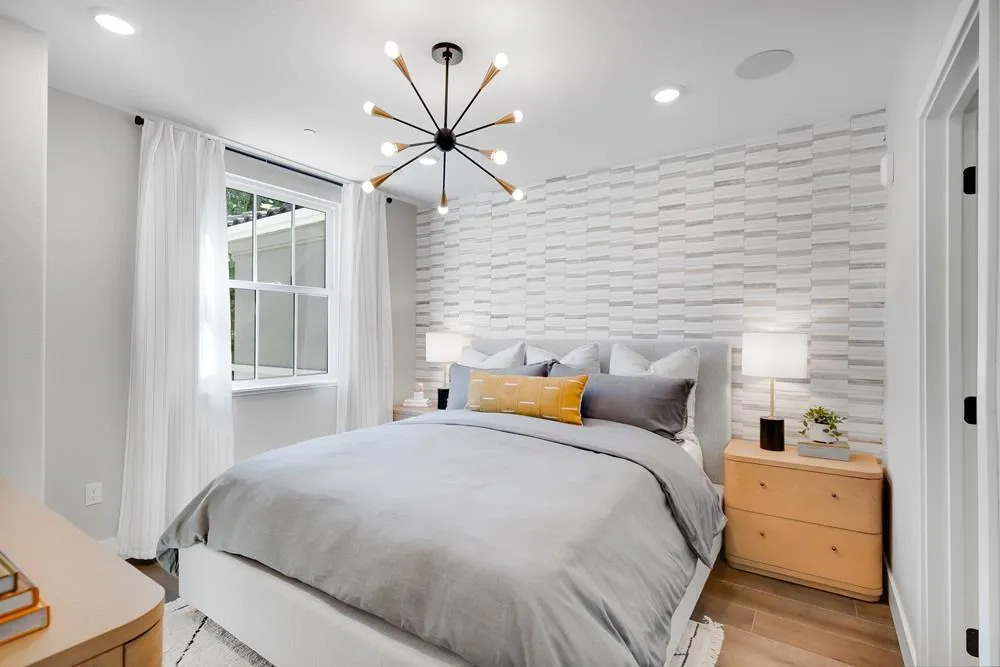 2108 Latham Street Mountain View, CA 94040