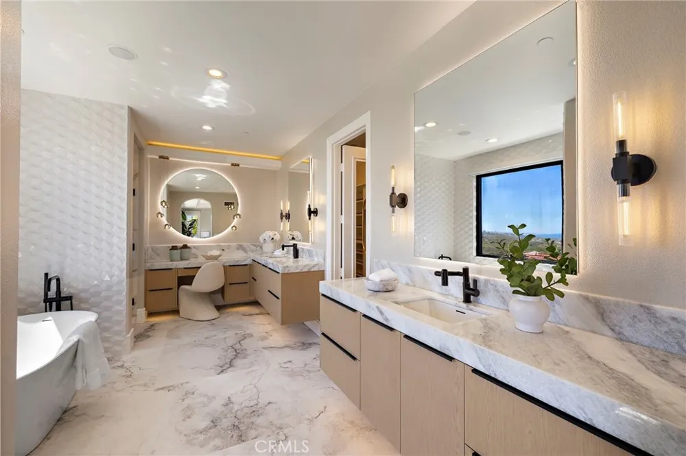 8 Baffin Bay Newport Coast, CA 92657